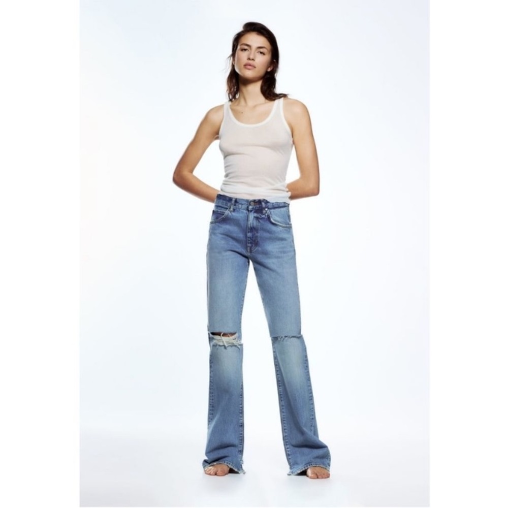 FLASH SALE!! NWT  Zara "The Distressed Mia" High Waist Jean 10